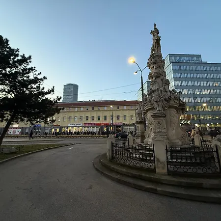 Justina * Μπρατισλάβα